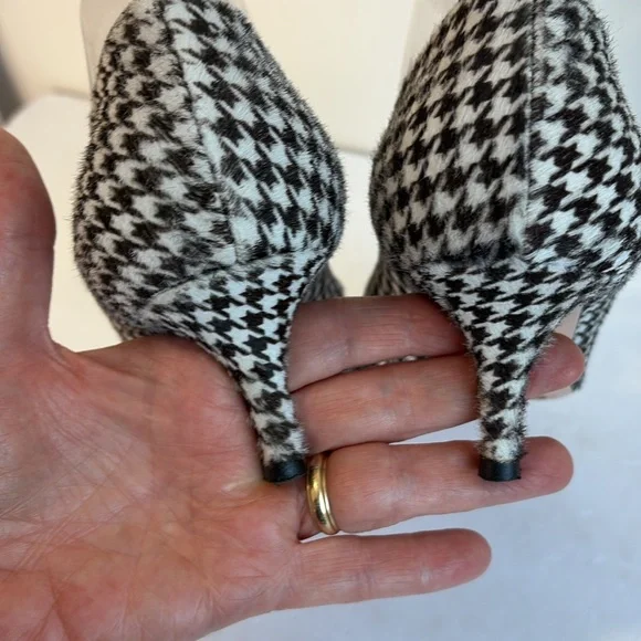 Gianvito Rossi Houndstooth Kitten-Heel Pointed Toe Loafer Pumps